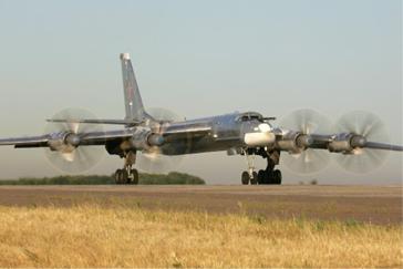 http://chagan-tranzit.ru/wp-content/uploads/2012/11/Tu-95_at_Engels_in_July_2006-e1354218565936.jpg